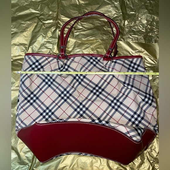 Burberry Beige Check Nova ✨EXCELLENT condition✨ - Picture 4 of 10